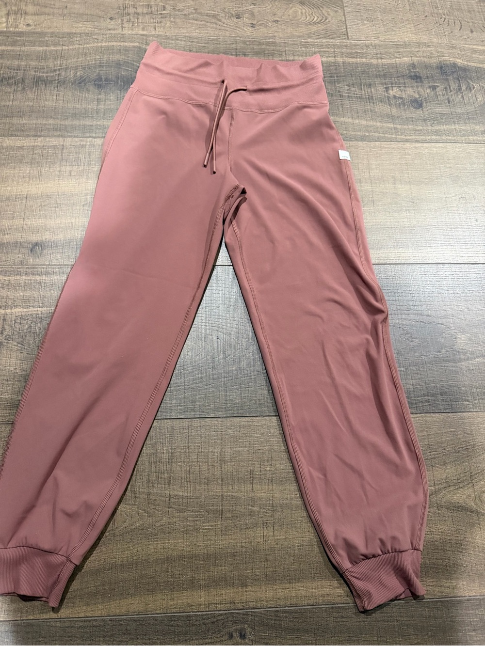 Vuori Women's Dusty Rose Jogger Sweatpants